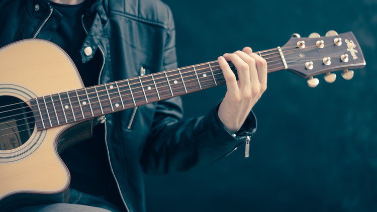 Curso de Guitarra Rock y Blues de Cero a Héroe