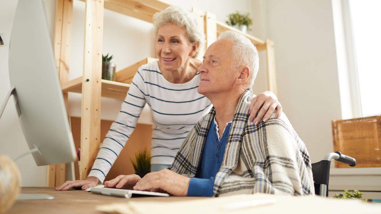 Initiation à l’informatique et internet pour les seniors