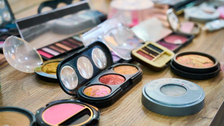 Cosmetic formulations